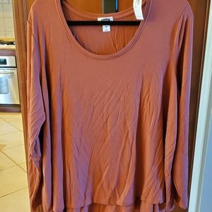 Maternity Top NWT